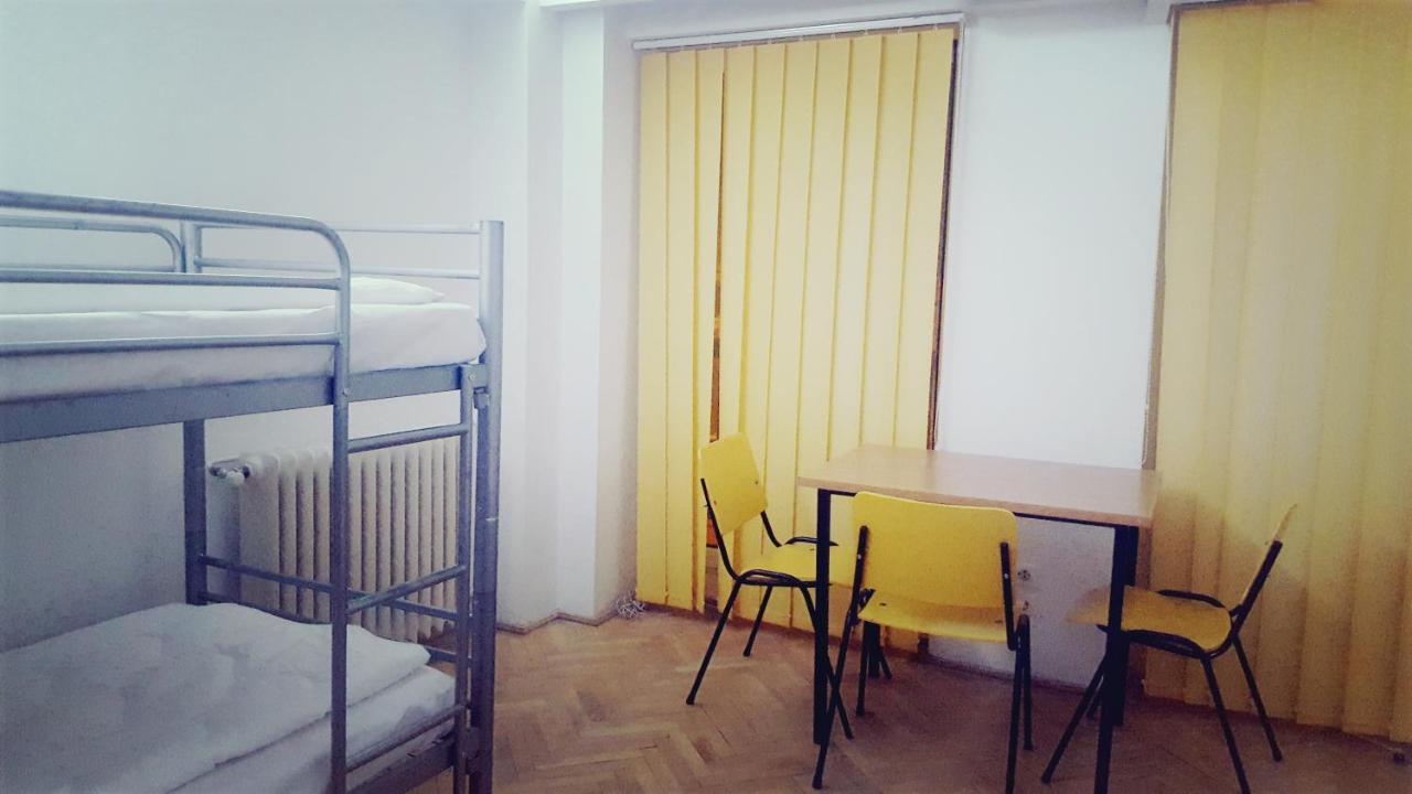Sleep Inn Hostel Bucharest Luaran gambar