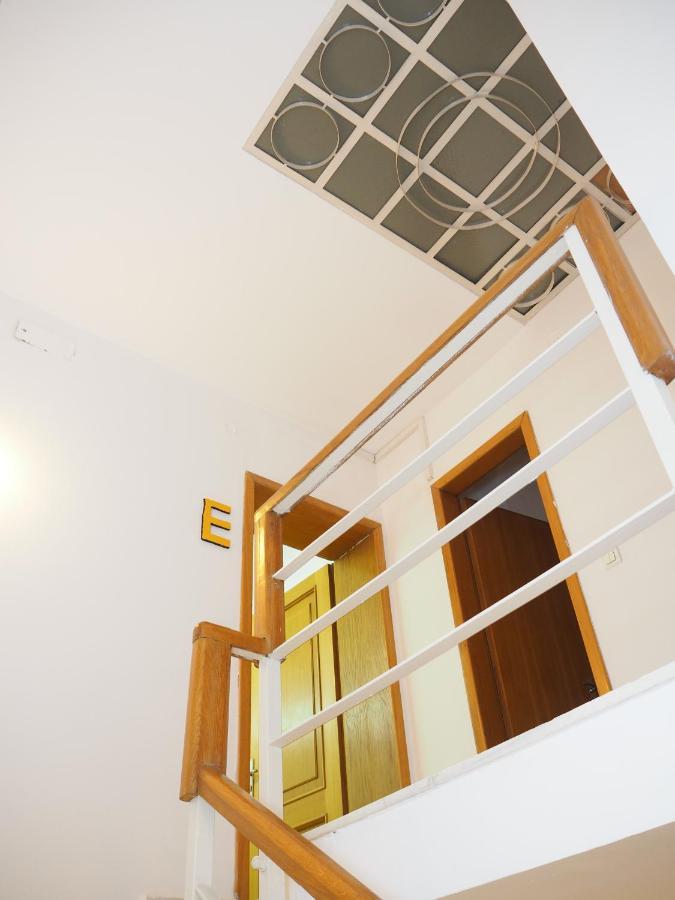 Sleep Inn Hostel Bucharest Luaran gambar