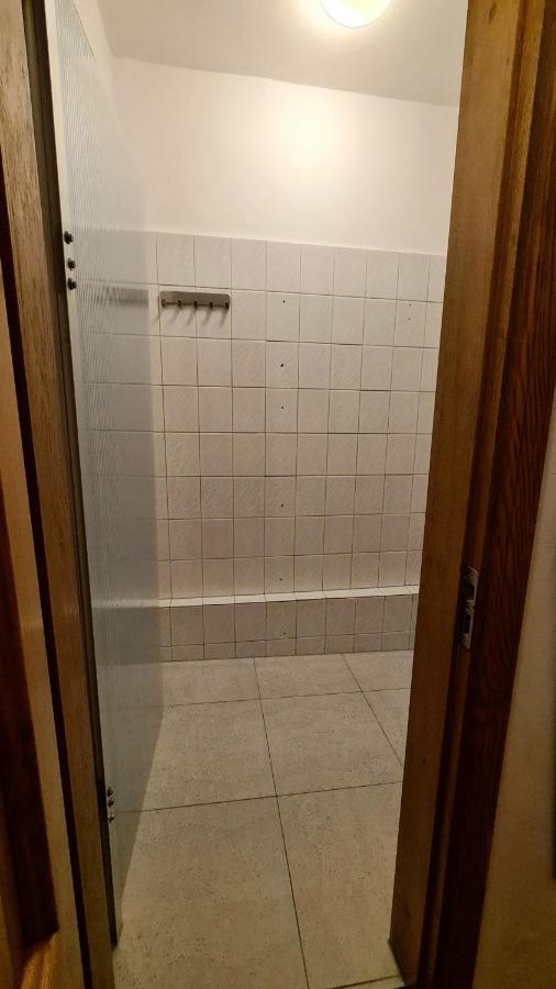 Sleep Inn Hostel Bucharest Luaran gambar