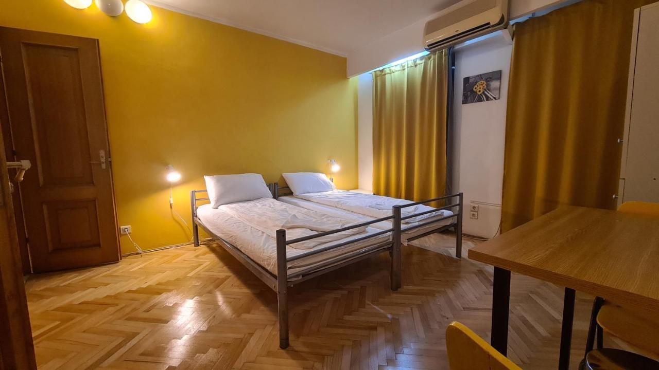 Sleep Inn Hostel Bucharest Luaran gambar