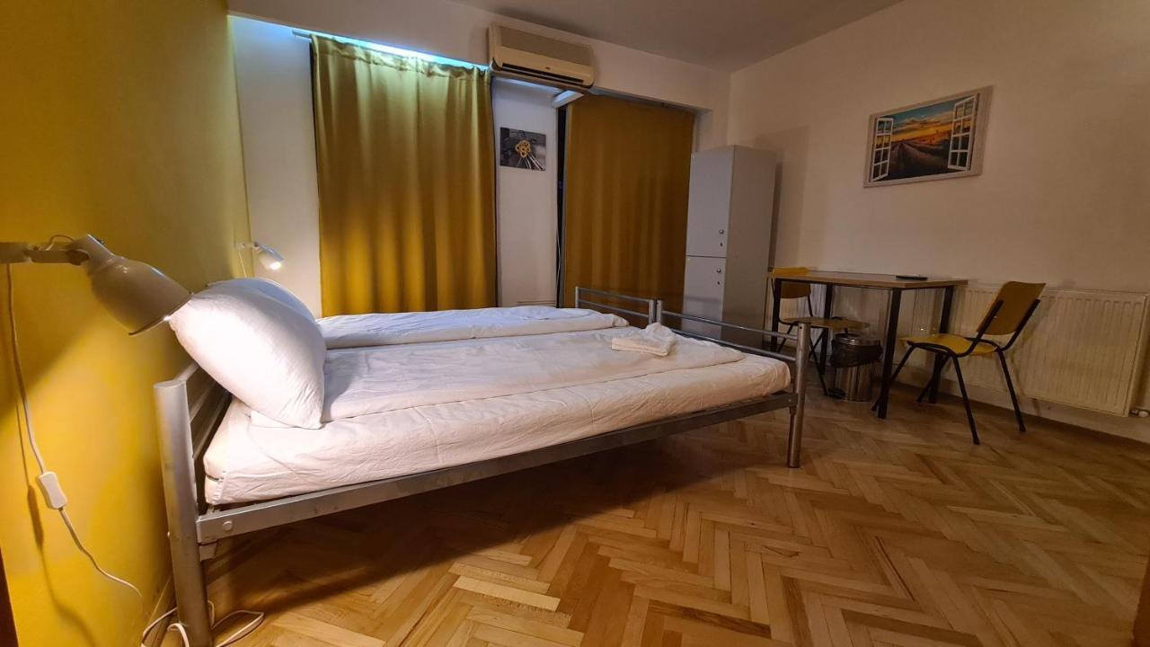 Sleep Inn Hostel Bucharest Luaran gambar